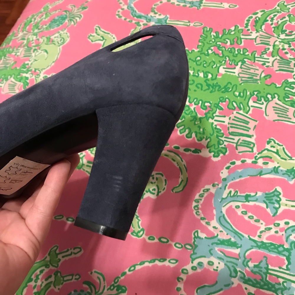 Bruno Magli blue suede heels size 37 - Picture 6 of 8
